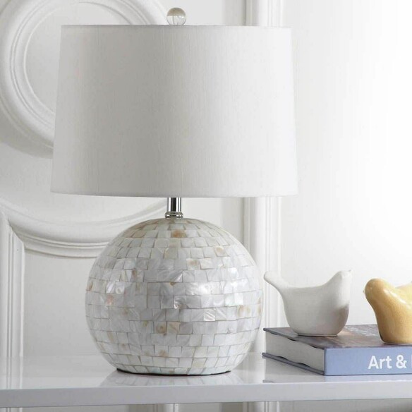 NIKKI SHELL TABLE LAMP