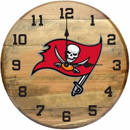 NFL TAMPA BAY BUCCANEERS OAK BARREL CLOCK 630-1009